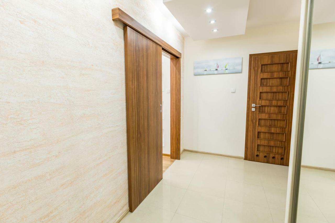 Apartament Tarasy Sobieskiego Thorn Exterior foto